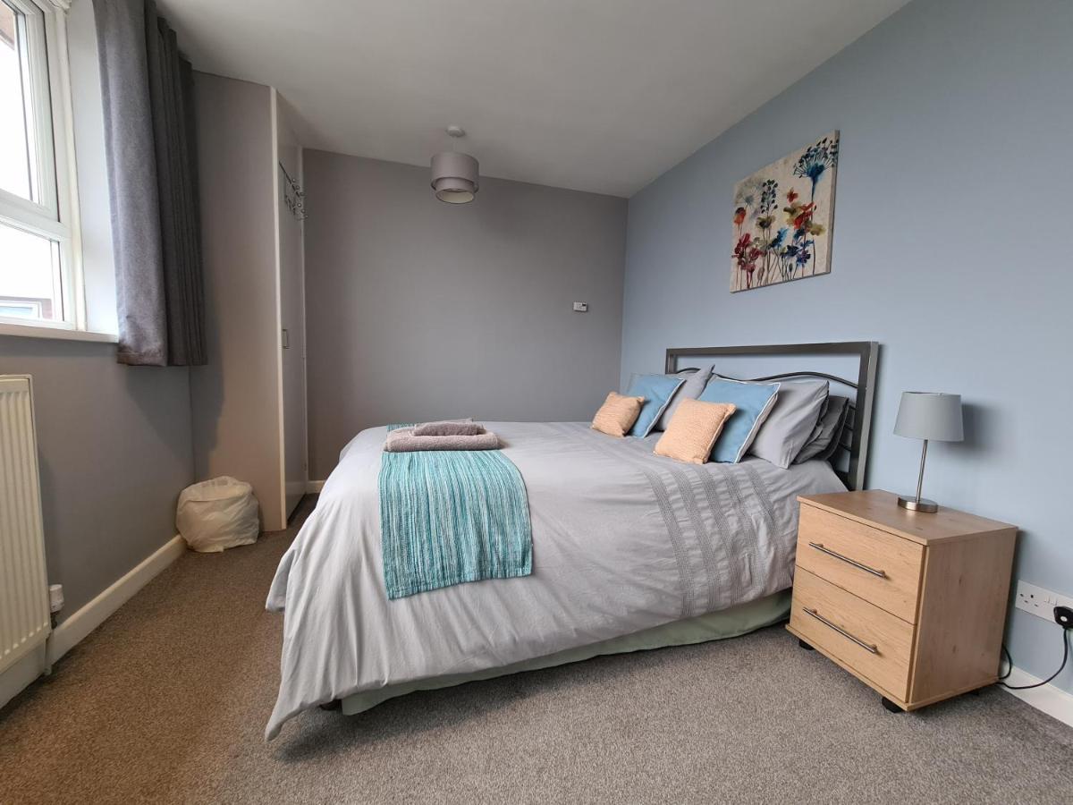 3 Bedroom Apartment Coventry - Hosted By Coventry Accommodation Ngoại thất bức ảnh